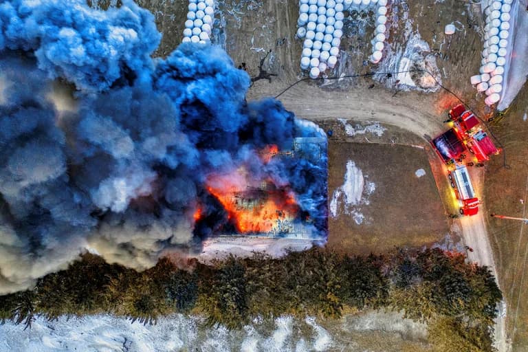 Emergency Response to Major Hazardous Waste Facility Fire